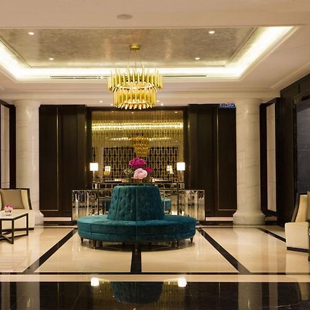 The Ritz-Carlton, Kuala Lumpur Hotel Eksteriør billede The lobby of the hotel