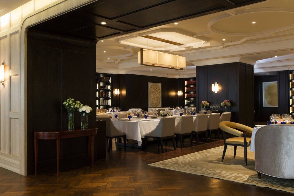 The Ritz-Carlton, Kuala Lumpur Hotel Eksteriør billede The interior of the restaurant